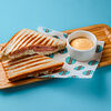 Фото к позиции меню Гриль сэндвич с окороком и двумя видами сыра