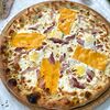 Фото к позиции меню Пицца с беконом, яйцом и сыром