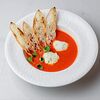 Фото к позиции меню Крем-суп из томатов с кнели из креветок