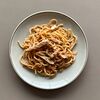 Фото к позиции меню Спагетти с курицей в сливочно-томатном соусе