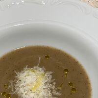 Грибной крем-суп с сыром пеккорино