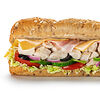 Фото к позиции меню Сэндвич с курицей и беконом мелт
