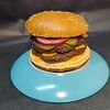 Фото к позиции меню Супербургер с говяжьей котлетой