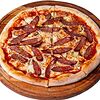 Фото к позиции меню Пицца с грибами и колбасками