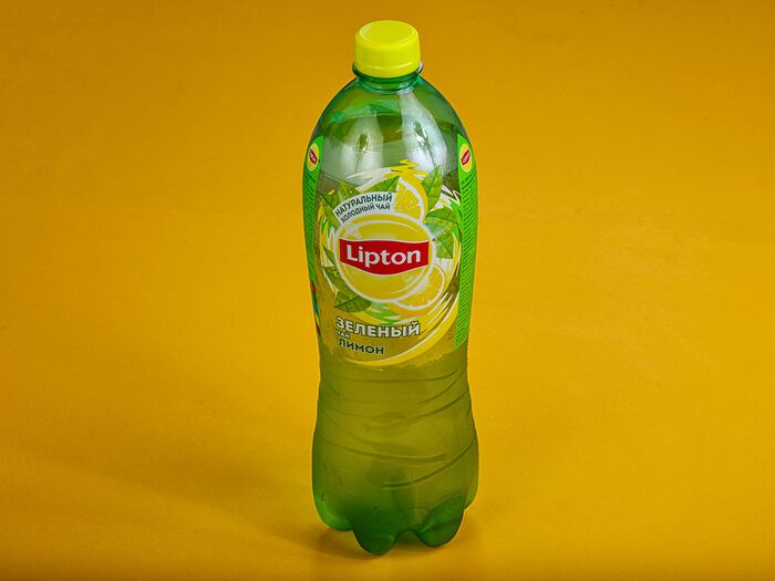Ровная зелёная бутылка от лимонада Липтон 1,5 литра.