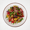 Фото к позиции меню Теплый салат с говядиной на гриле и овощами