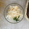 Фото к позиции меню Маринованная капуста с луком и растительным маслом