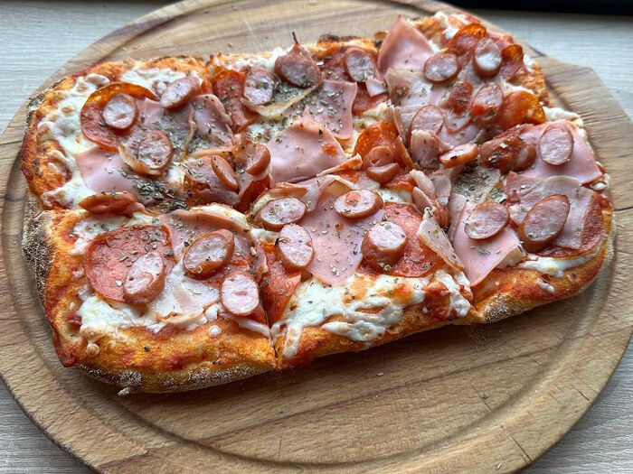 Пицца мясная 24 см