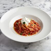 Pasta Аль Помодоро со страчателлой