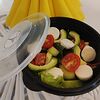 Фото к позиции меню Салат с авокадо и помидорами