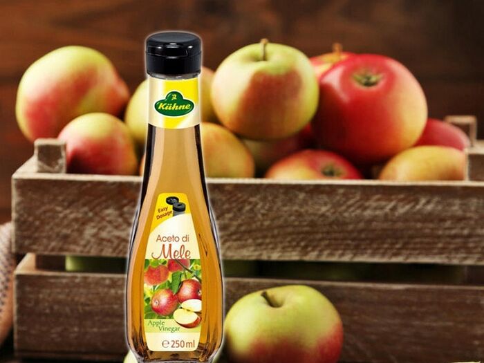 Уксус яблочный натурального брожения Aceto di Mele Kuhne