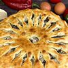 Фото к позиции меню Осетинский пирог куриный с грибами и сыром
