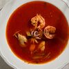 Фото к позиции меню Томатный суп с морепродуктами