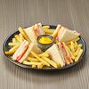 Фото к позиции меню Клаб-сэндвич с курицей и фри