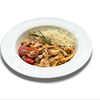 Фото к позиции меню Феттучини с курицей и грибами в сливочно-томатном соусе