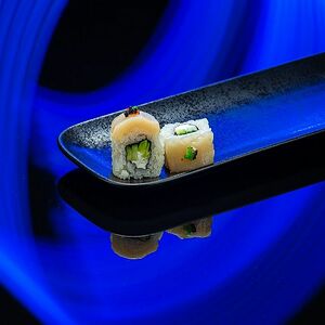 Хотате урамаки Hotate uramaki