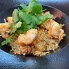 Фото к позиции меню Креветки wok с рисом и овощами