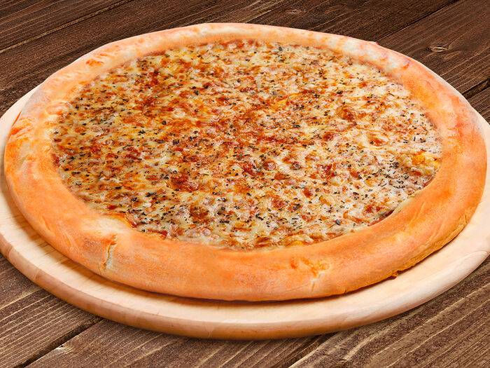 Пицца Маргарита 30 см на классическом тесте