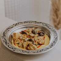 Цыпленок чкмерули со сморчками