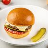 Фото к позиции меню Классический чизбургер с мраморной говядиной