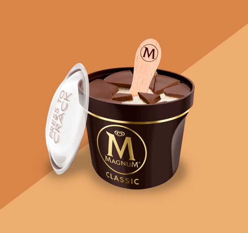 Мороженое ростов купить. Магнат Классик мороженое. Мороженое Магнат шоколадное. Мороженое Магнат в ведерке шоколад. Мороженое Магнат в баночке.