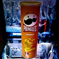Чипсы Pringles со вкусом паприки