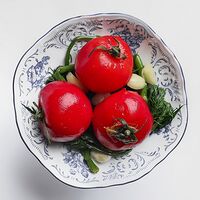 Малосольные узбекские томаты
