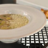 Крем-суп из белых грибов с трюфельным маслом
