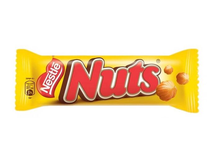 Шоколадный батончик Nuts