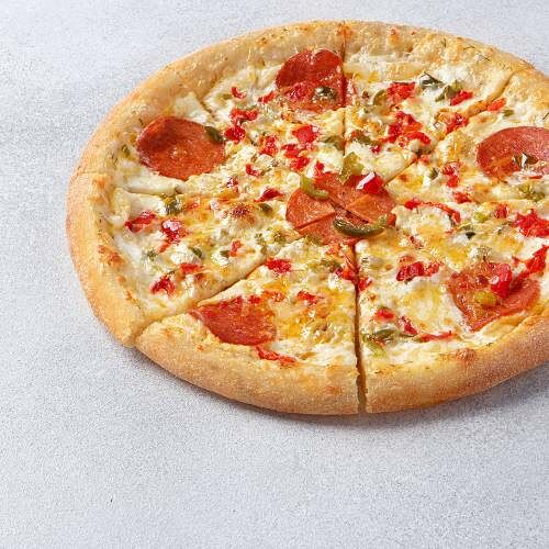 Пицца Пепперони пиканто 25 см на тонком