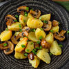Фото к позиции меню Картофель, жаренный с грибами и луком