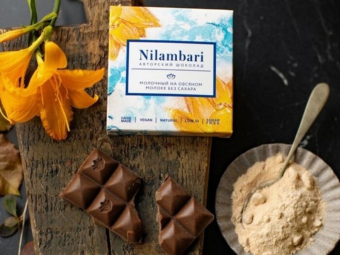 Шоколад молочный Nilambari на овсяном молоке без сахара