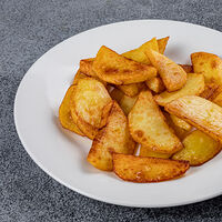 Картофель, жаренный на сливочном масле