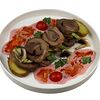 Фото к позиции меню Ягненок с овощами с клюквенным соусом