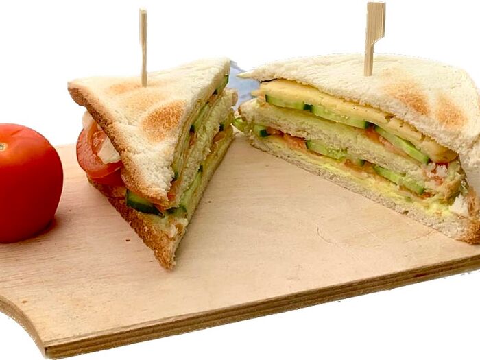Тройной сырный сэндвич