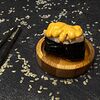 Фото к позиции меню Спайси суши с креветкой