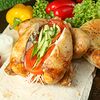 Фото к позиции меню Курица гриль с салатом и соусами