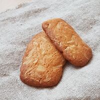 Миндальное французское тонкое печенье