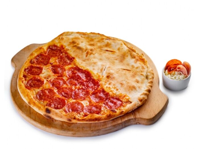 Пицца Пепперони & Кальцоне с ветчиной