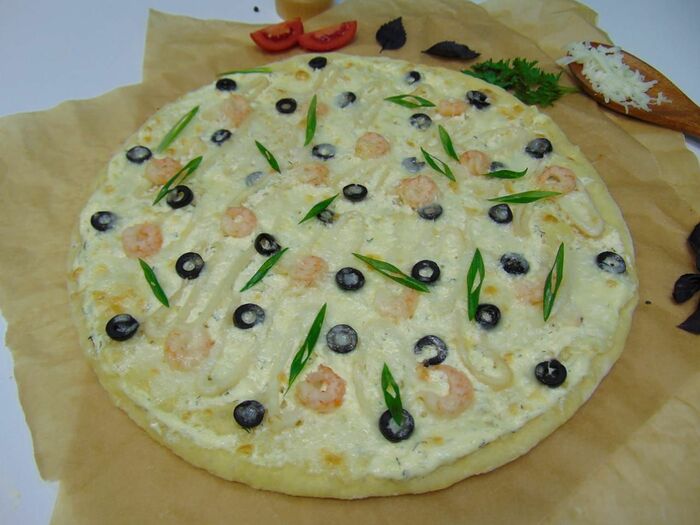 Пицца Морская с кальмаром