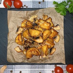 Жареный картофель с грибами