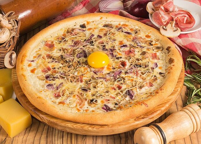 Пицца Карбонара большая