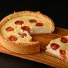 Фото к позиции меню Пирог со сливочным сыром и вялеными помидорами