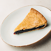 Фото к позиции меню Тосканский пирог с черникой