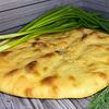 Фото к позиции меню Осетинский пирог с картофелем и зеленью