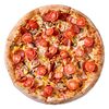 Фото к позиции меню Деревенская пицца на традиционном тесте