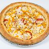 Фото к позиции меню Пицца с томатами, двойными цыпленком и сыром