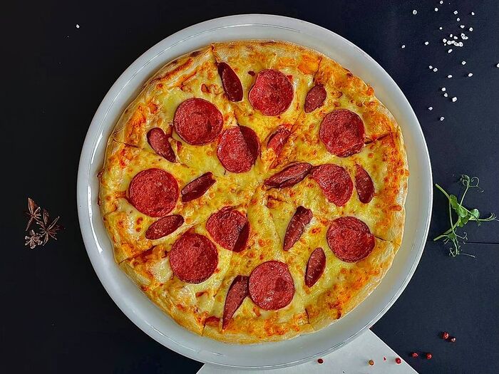 Пицца Копченая колбаса