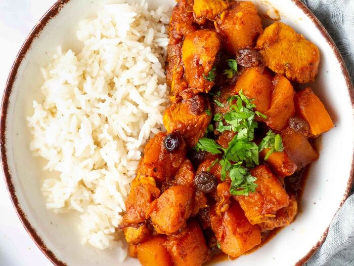 Rice and chicken stew