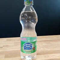 Вода с газом Nestle Pure Life